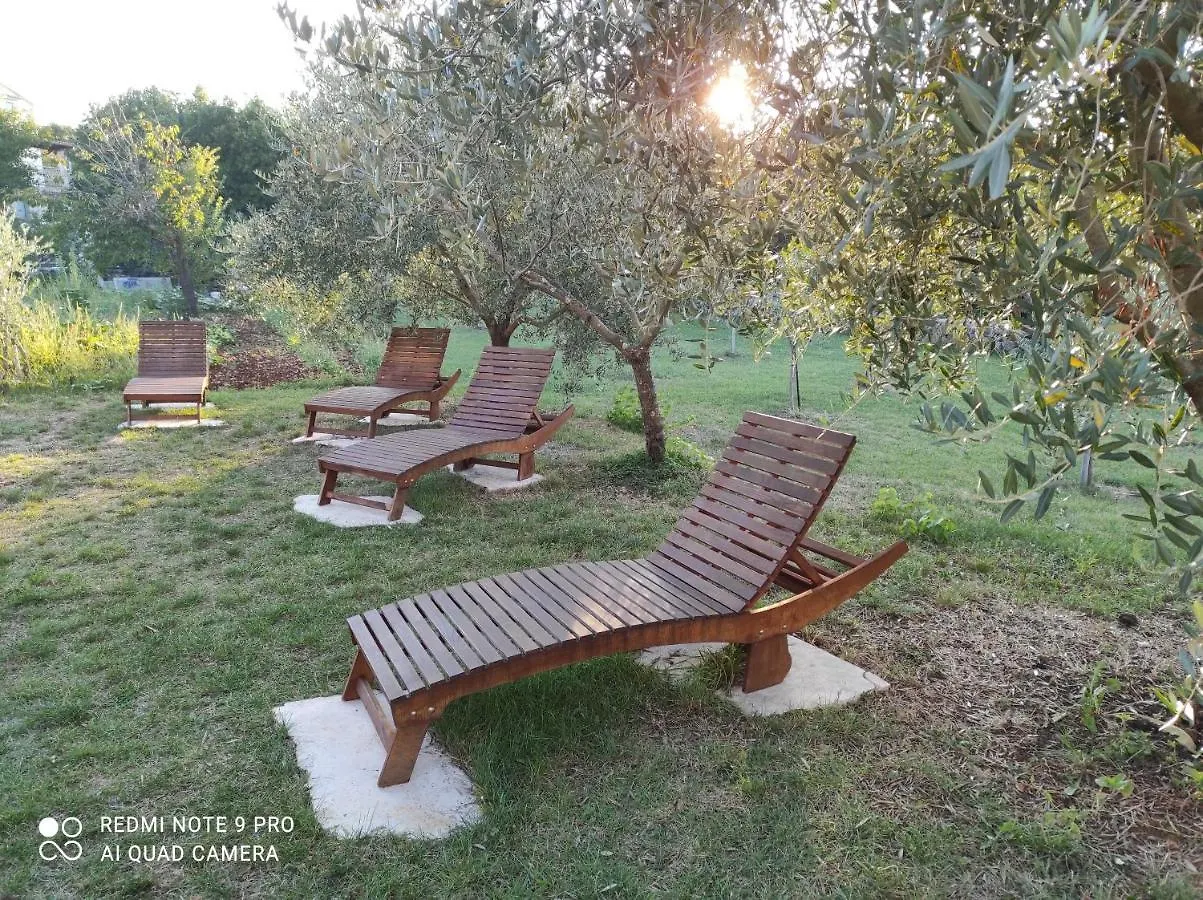 Dobrinj House Kras 빌라 0*,