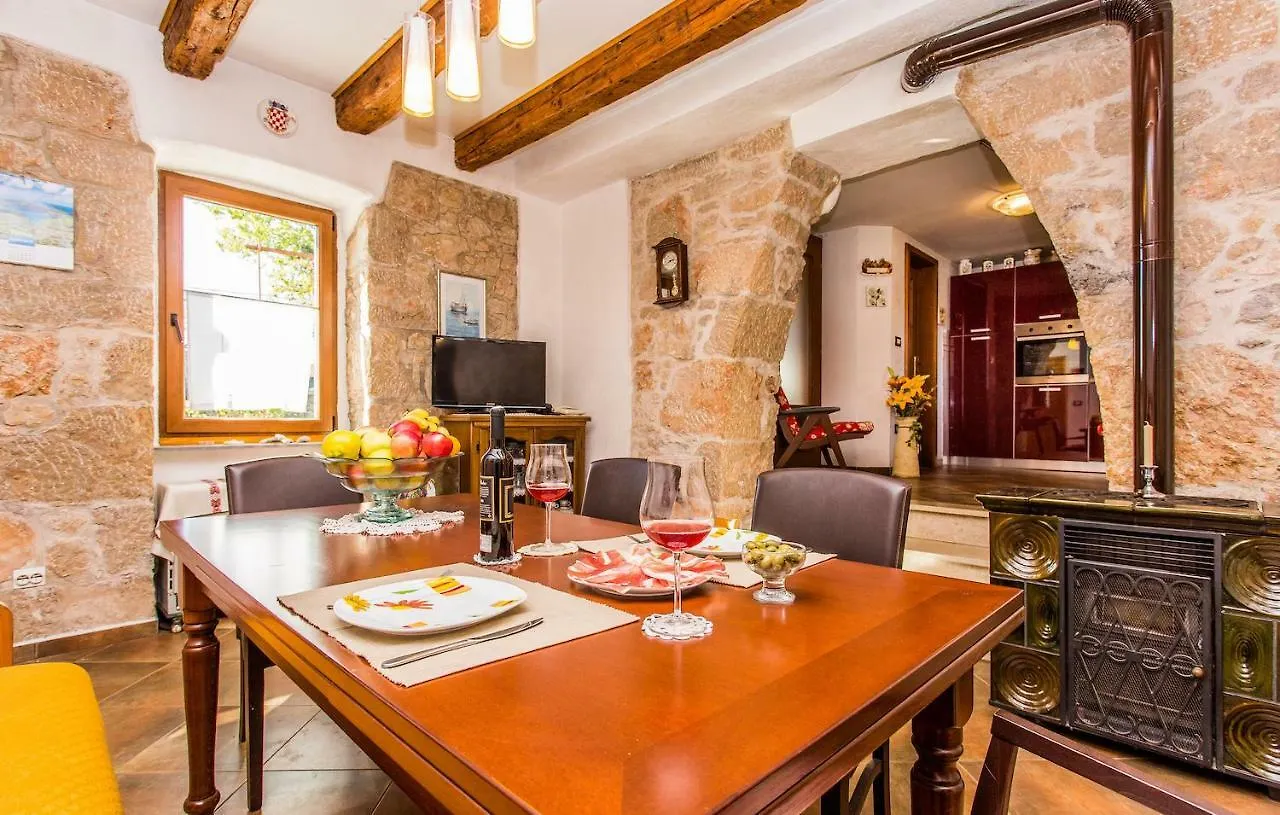 펜션 Dobrinj House Kras 빌라